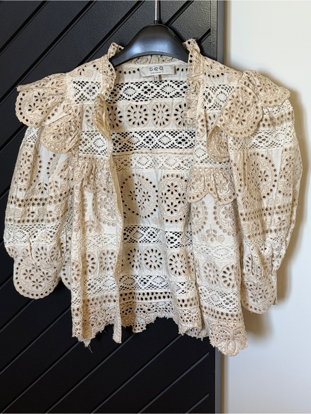 Sea New York eyelet blouse. Size 2. Worn only ONCE! Excellent condition!